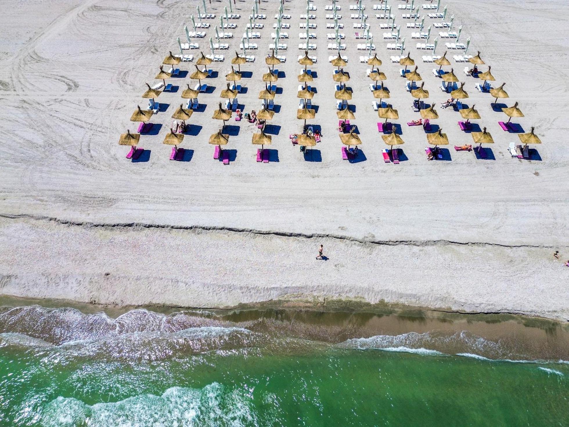 Complex Modern All Inclusive Mamaia Exterior photo